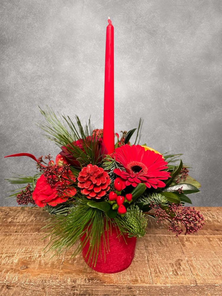 Red Single Candle Christmas Arrangement