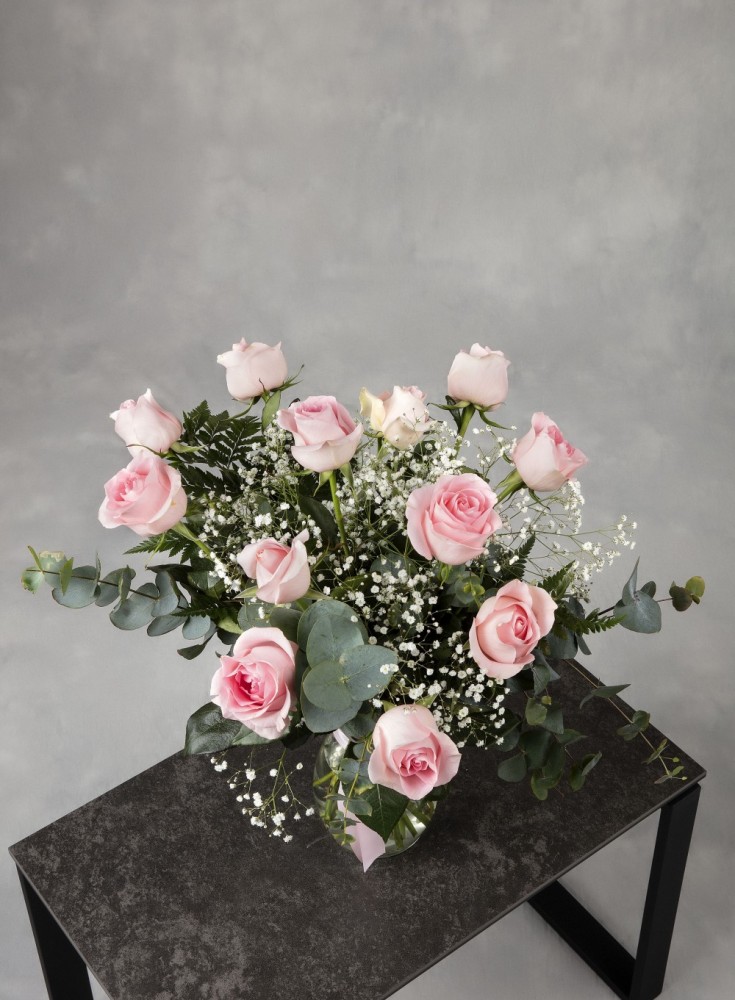 12 Long Stem Pink Rose Luxury Bouquet