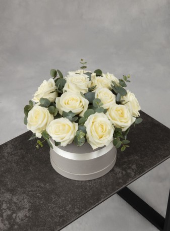 White Rose Hatbox