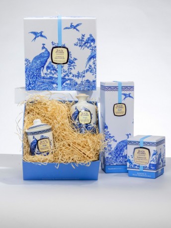 Ultimate Blue Hamper