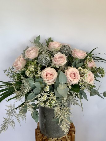 Champagne Fizz Bouquet